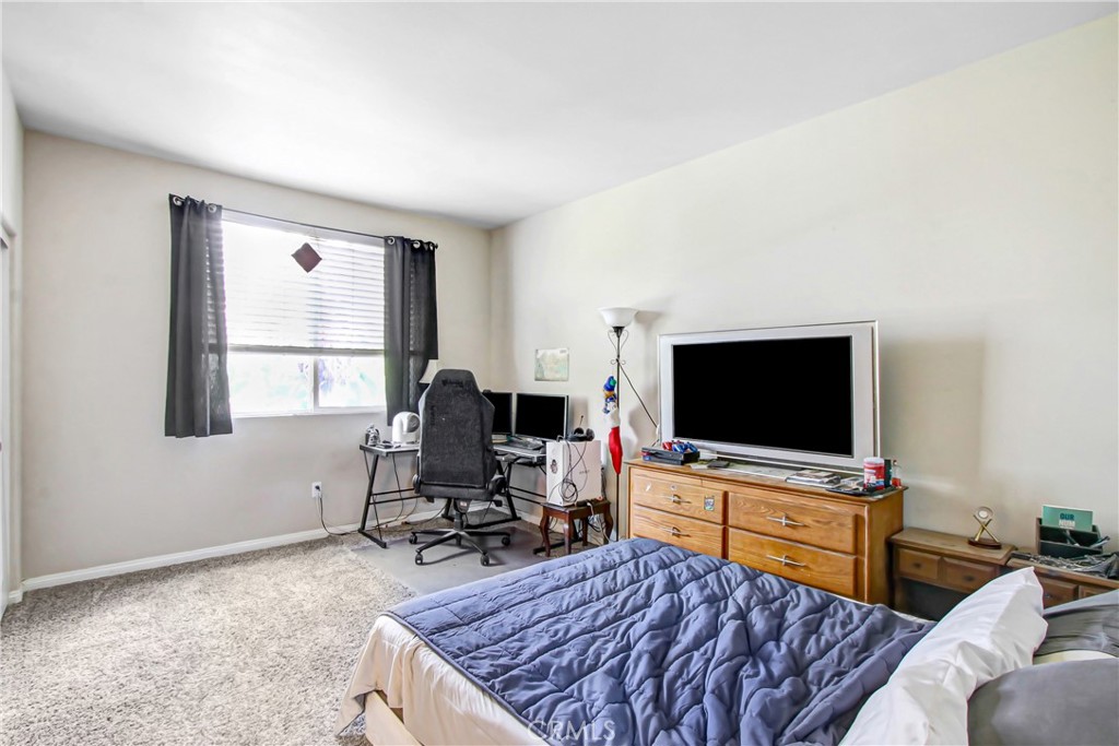 25050 Cliffrose Property Photo 30