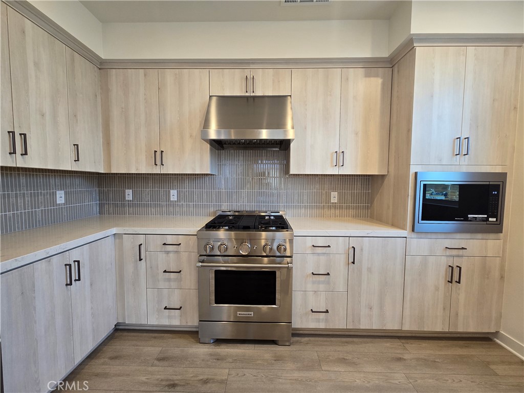 4222 Marigold Property Photo 5