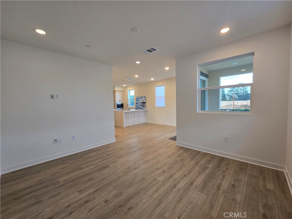4222 Marigold Property Photo 9