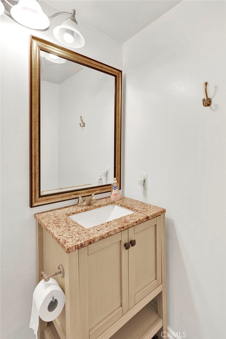 9906 Owensmouth 14 Property Photo 14