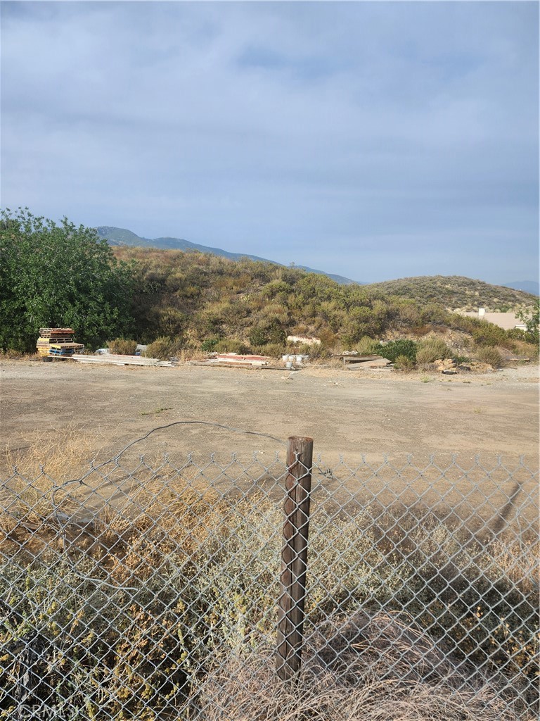10 Kendall Property Photo 5