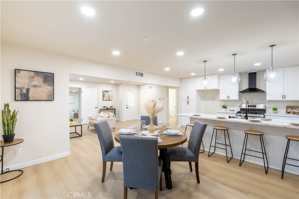 8584 Camelia Property Photo 11