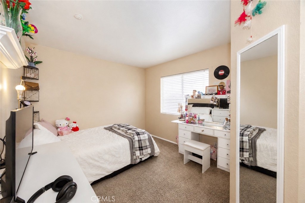 7560 Seine Property Photo 27