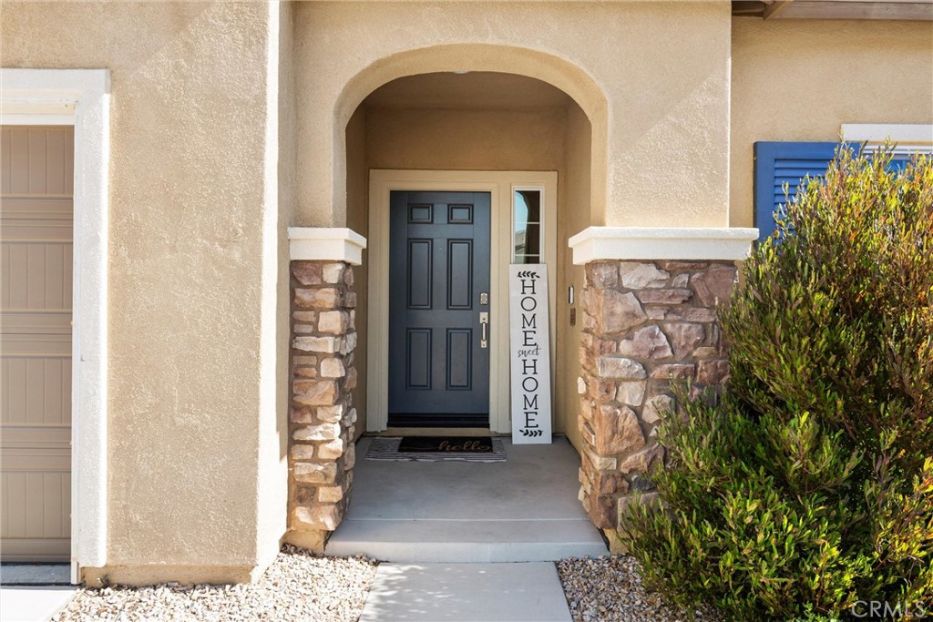 11946 Peaceful Valley Lane Property Photo 8