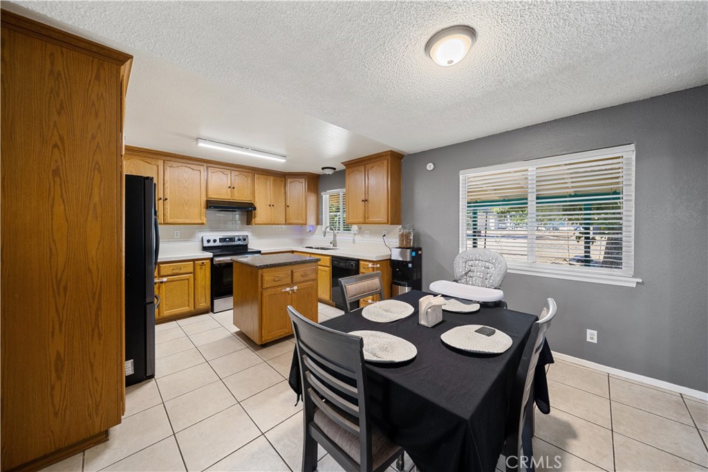 7602 Montrose Avenue Property Photo 8
