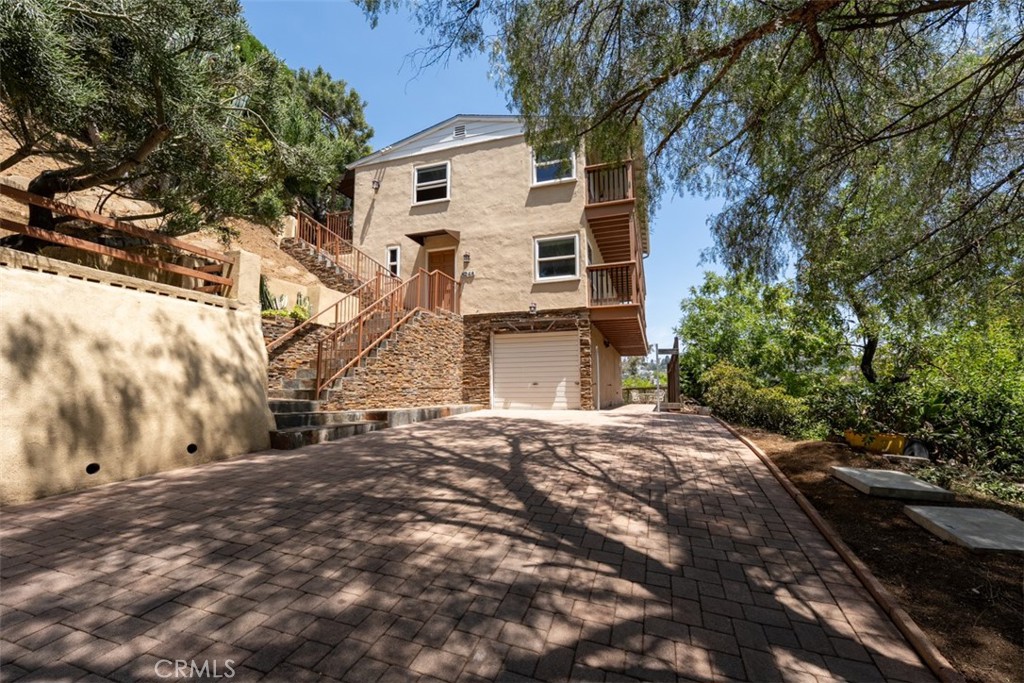 8248 Mannix Property Photo 2