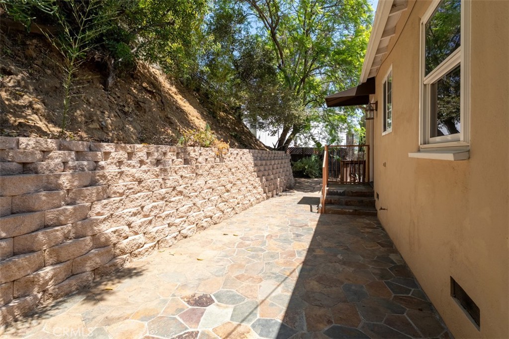 8248 Mannix Property Photo 16