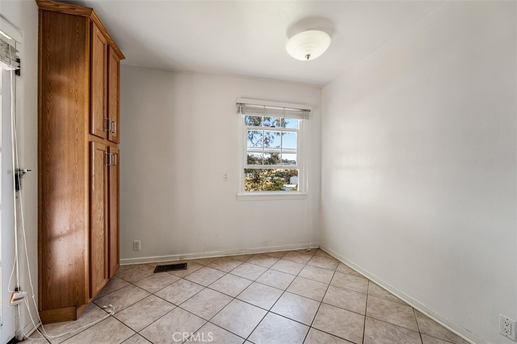 8248 Mannix Property Photo 33