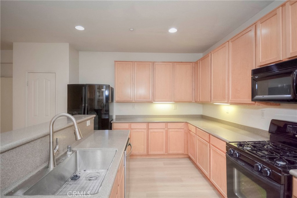 7353 Ellena W 148 Property Photo 14