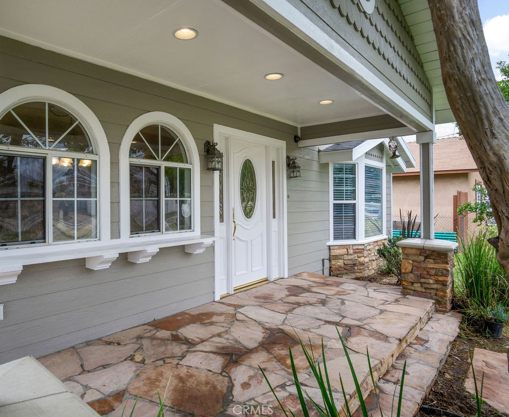 5323 Cogswell Property Photo 3