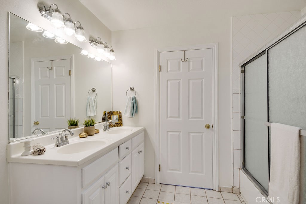 5323 Cogswell Property Photo 14