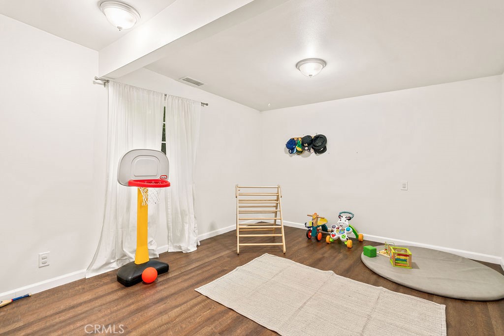 5323 Cogswell Property Photo 43