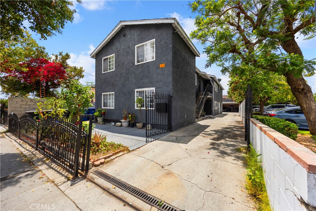 1219 S Downey Property Photo 1
