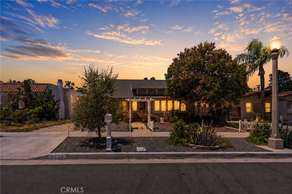 3658 Hoover Street Property Photo 1