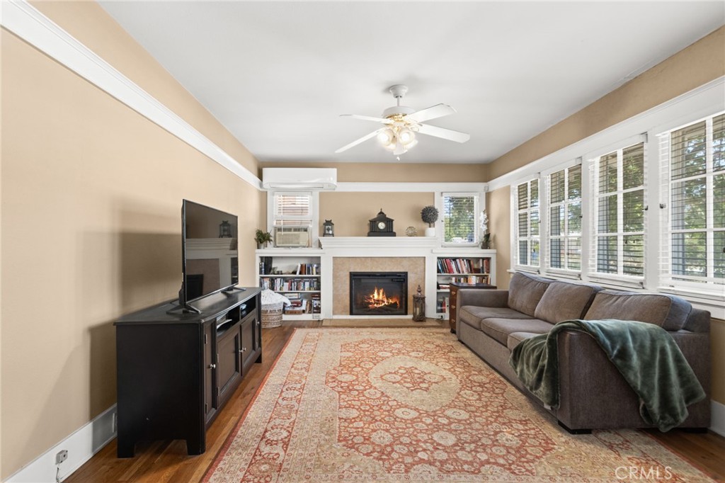 3658 Hoover Street Property Photo 5