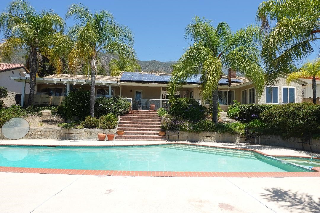 2534 E Vista Property Photo 6