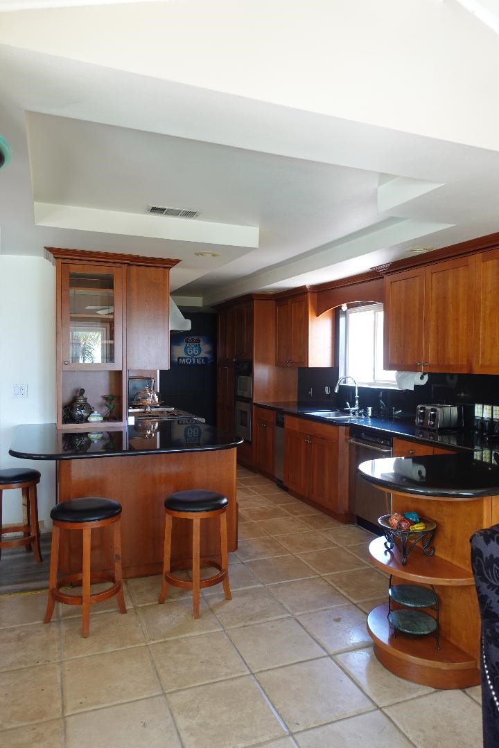 2534 E Vista Property Photo 14