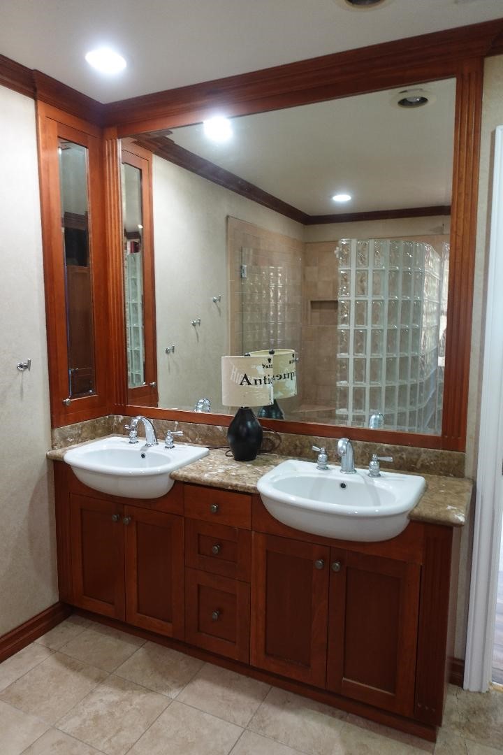 2534 E Vista Property Photo 15
