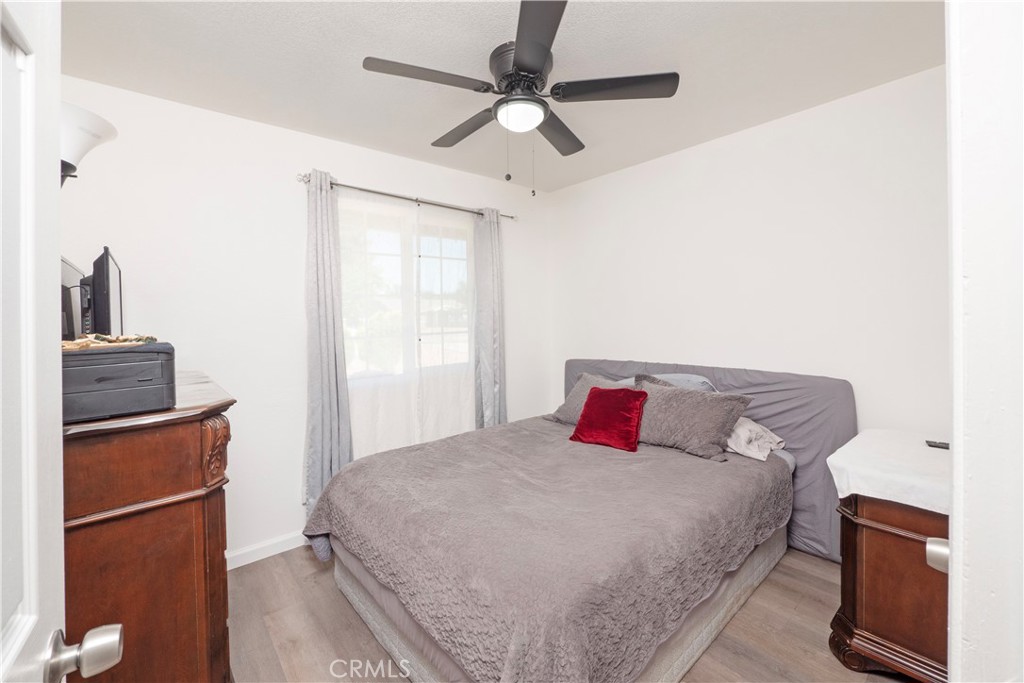 10707 Redwood Property Photo 14