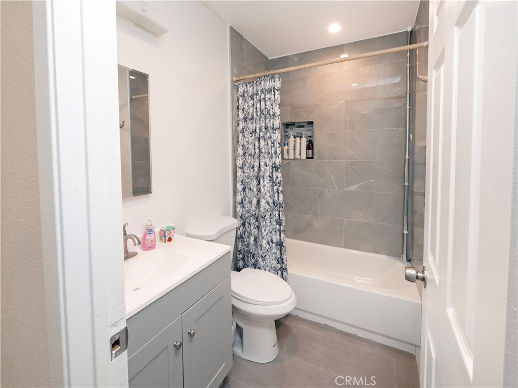 10707 Redwood Property Photo 18