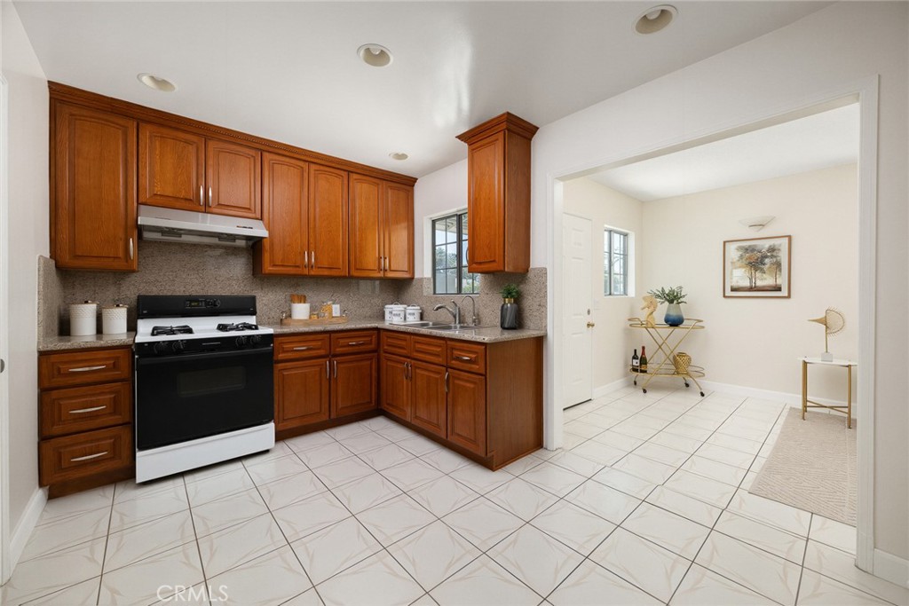 3943 Rio Hondo Property Photo 11