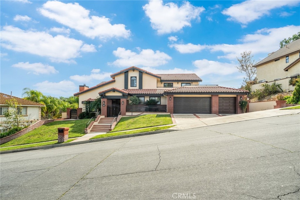 2545 Scenic Ridge Property Photo 4