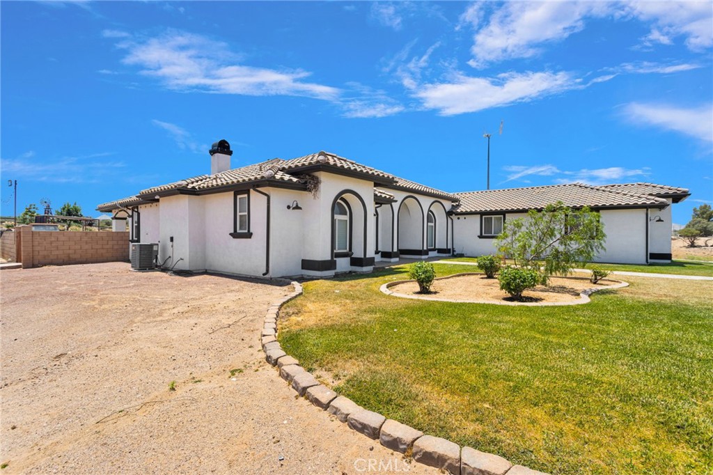 7381 Cygnet Road Property Photo 3