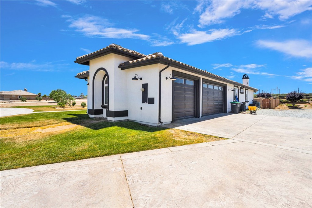 7381 Cygnet Road Property Photo 4