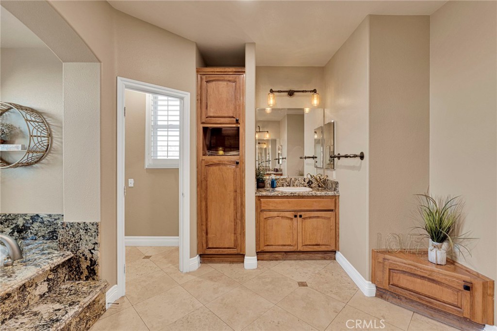 7381 Cygnet Road Property Photo 38