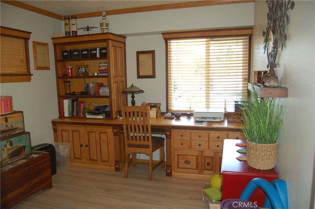 1339 Wesleyan Property Photo 17