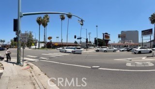 5568 Lankershim Boulevard Property Photo 4