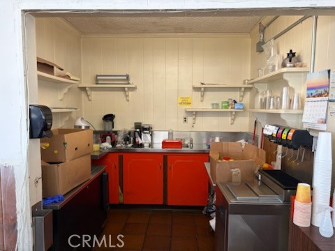 5568 Lankershim Boulevard Property Photo 7