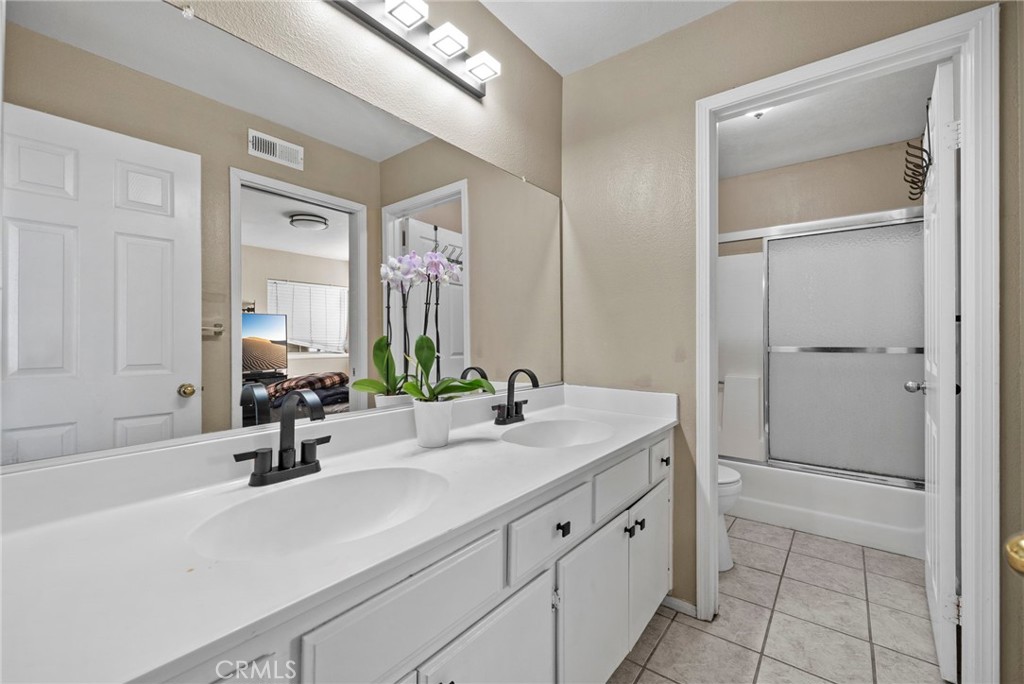 10897 Ring Property Photo 25