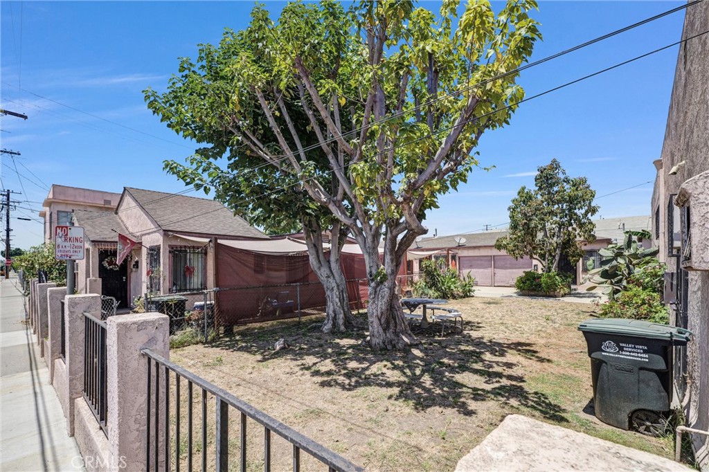 4761 Hubbard Property Photo 30