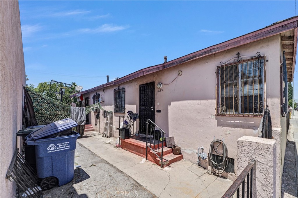 4761 Hubbard Property Photo 31