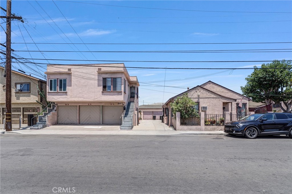 4761 Hubbard Property Photo 40