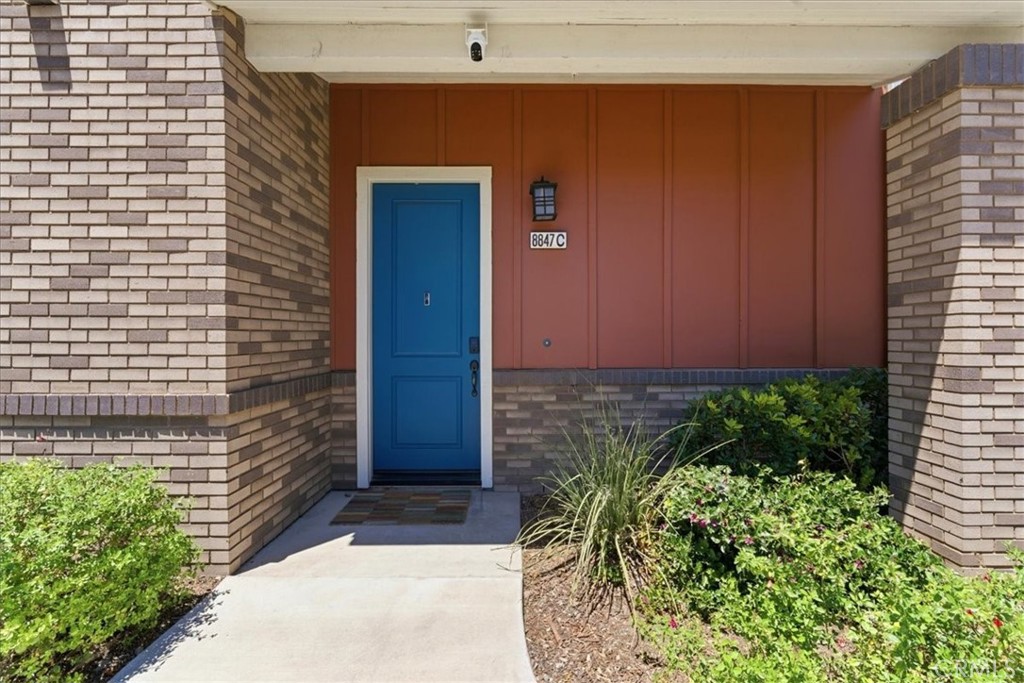 8847 Jacaranda Avenue C Property Photo 2
