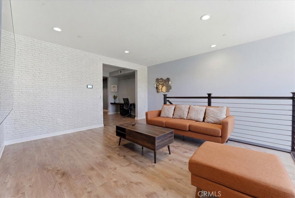 8847 Jacaranda Avenue C Property Photo 5