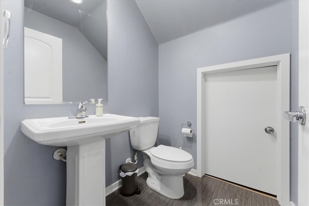 8847 Jacaranda Avenue C Property Photo 11