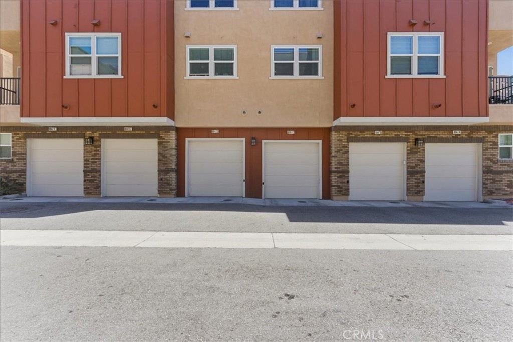 8847 Jacaranda Avenue C Property Photo 21