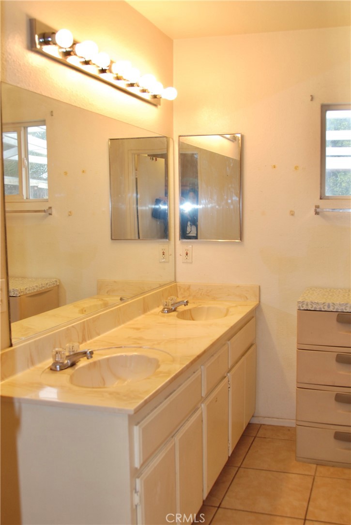 15144 Macadamia Court Property Photo 5