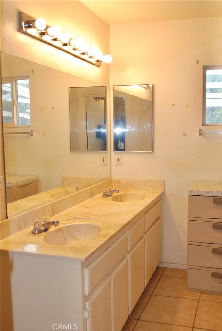 15144 Macadamia Court Property Photo 5
