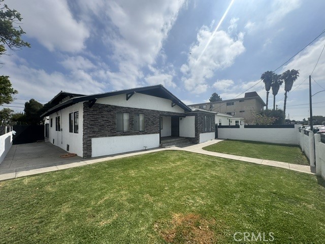 4141 W Broadway Property Photo 2
