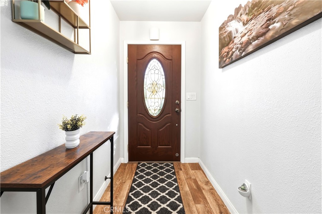 2972 Westchester Drive Property Photo 3