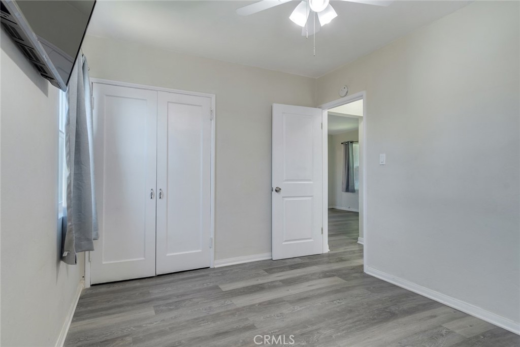 1574 W 20th Street Property Photo 11