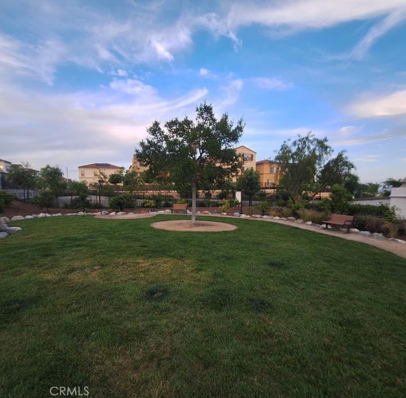 825 Parisa Place Property Photo 26