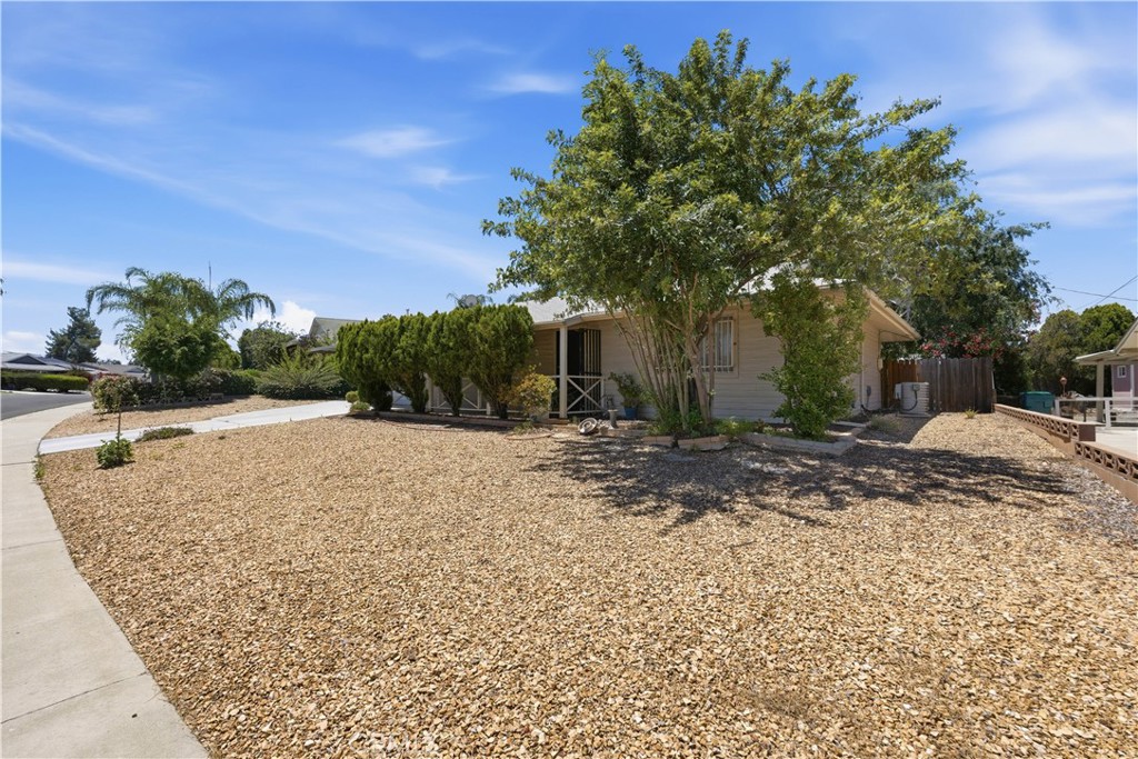 28641 Snead Property Photo 3