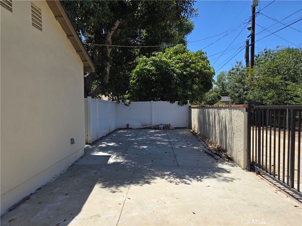 4653 Emerson Street Property Photo 18