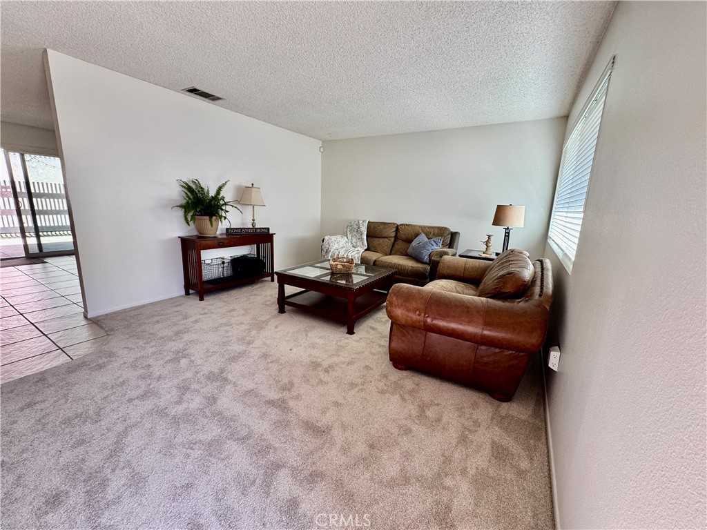 1630 Carmel Circle E Property Photo 4