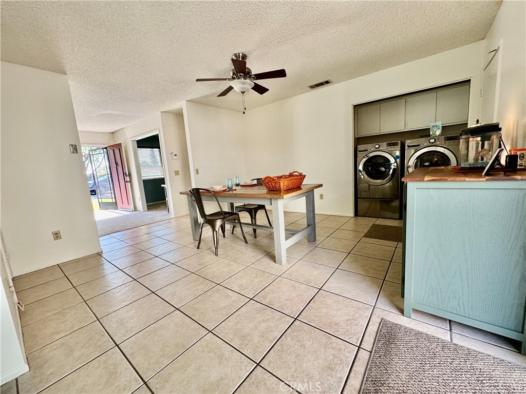 1630 Carmel Circle E Property Photo 7